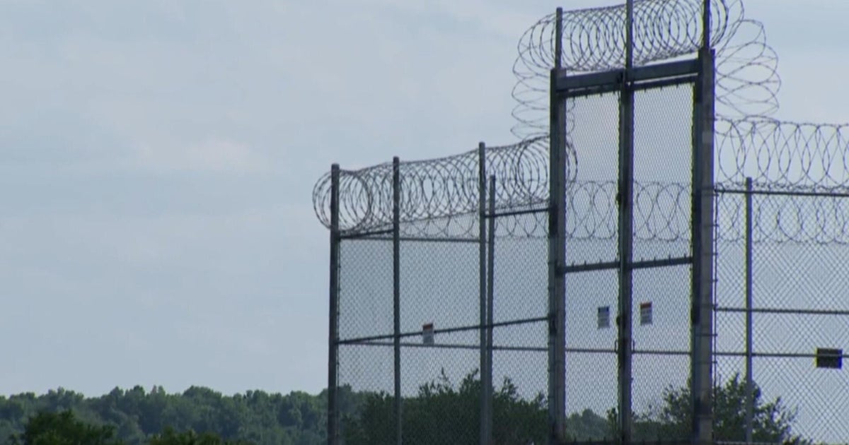 Private prison operator faces lawsuit after inmate is killed a day before release 