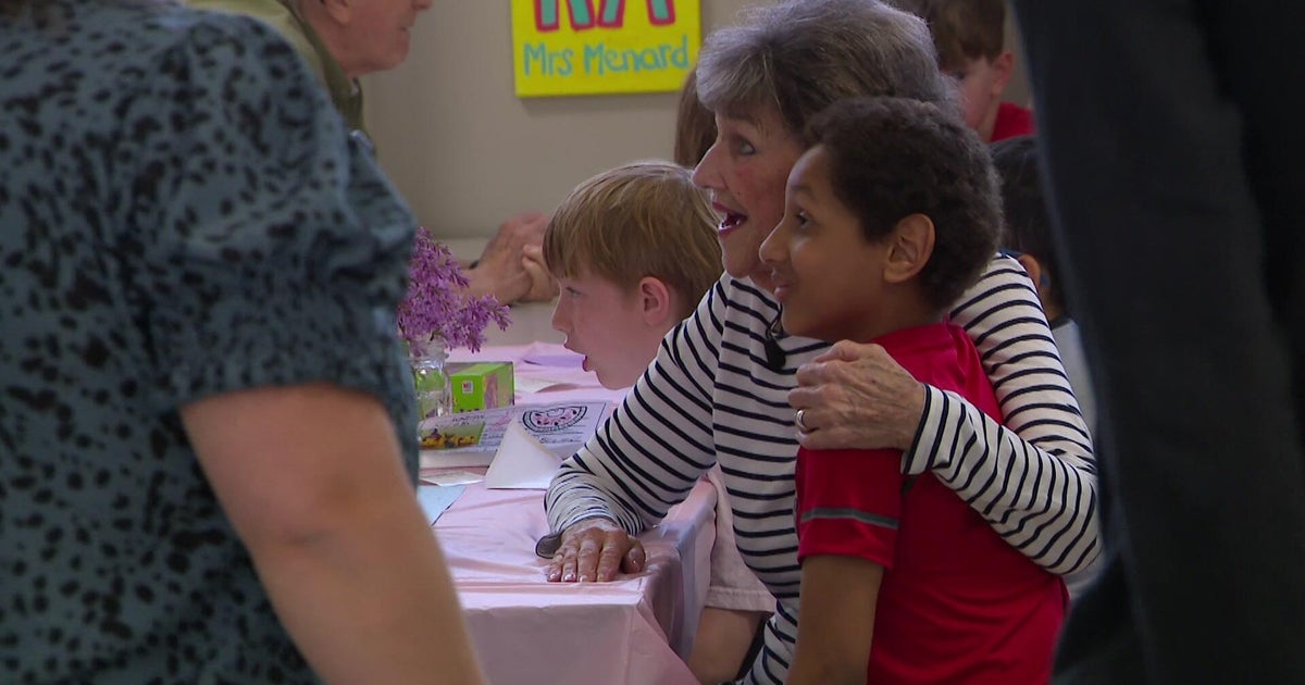 Third graders and seniors bond through pen pal program in Andover 